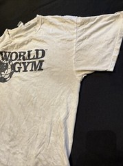 VERY RARE VINTAGE GLOBE VERSION WORLD GYM TSHIRT XL SHIRT EXTRA LARGE AUTHENTIC