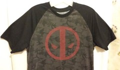 Deadpool Textured Tshirt Mask Logo Marvel Size Medium Black w/ Red Nubbled Camo