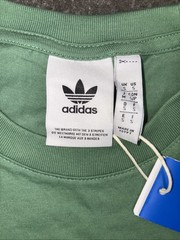 NEW MEN’S ADIDAS ORIGINALS MULTI COLOR TREFOIL SHIRT SIZE Small #IZ2571