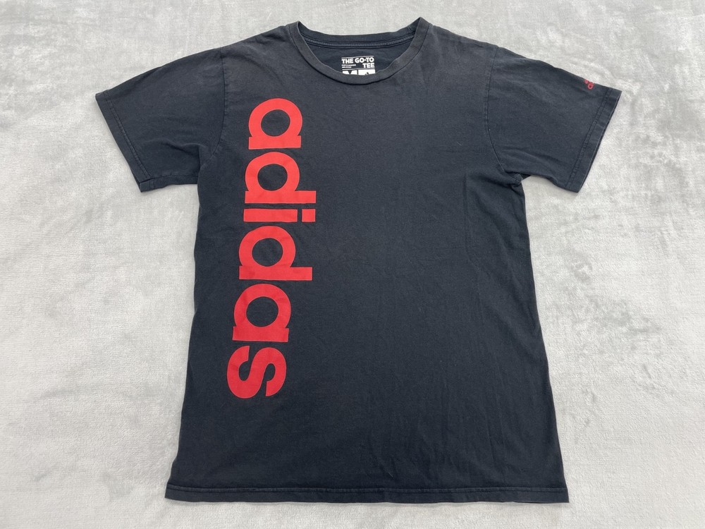 Adidas Go-To Tee Men M Black Red Vertical Logo Graphic Short Sleeve Shirt