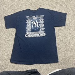 2009 Gildan Ultra Cotton New York Yankees Navy T Shirt Men’s Size L Large