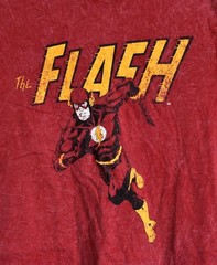 Men’s The Flash DC Comic T-Shirt Fitted Short Sleeve Crew Neck MEDIUM Red NEW