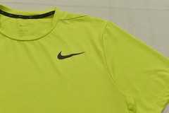 Nike Dri-FIT Men’s Size L Neon Volt Green Short Sleeve Training T-Shirt Active