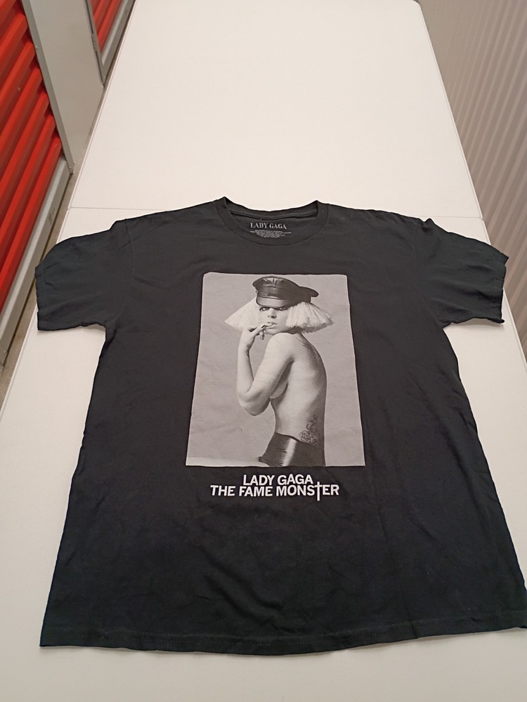 Lady Gaga Fame Monster Graphic T-Shirt Men’s Size Large