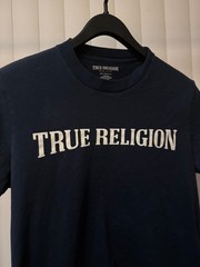 Men’s True Religion Navy Blue Logo Patch T-shirt Size Small