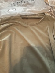 ESNTLS 5 Shirts Mens Medium Long Sleeve Pullover Tencil New never worn.