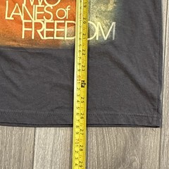2013 Tim McGraw Two Lanes of Freedom Tour Shirt Small Gray Country Concert Tee