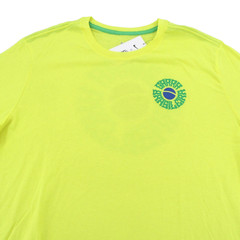 Nike Brazil Voice Graphic T-Shirt Men’s Size Large Dynamic Yellow NEW DH7662-740