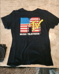 MTV Music Television American Flag Logo T-Shirt – Men’s Medium