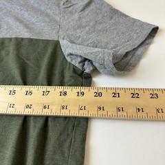 APT 9 Shirt Mens Large Gray Olive Green Premier Flex Crewneck Casual Tee Soft