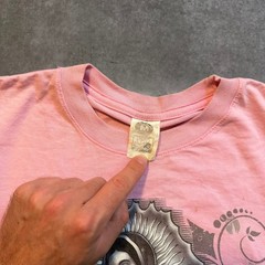 Vintage Nuestra Reyna Virgin Mary Graphic T-Shirt Mens Medium Pink Religious