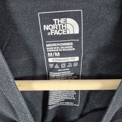 The North Face T-Shirt Men’s Medium Black Red Crewneck S-Sleeve Spellout Casual
