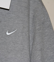 NWT Nike Sportswear Embroidered Logo Men’s Medium T-shirt Dark Grey Heather