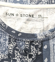 Sun Stone Bandana Blue Paisley Print Tee Short Sleeve Shirt Men’s Size XXL NWT