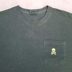 Comfort Colors Men’s Green Skull Pocket Graphic Shirt Size Large Classic Casual