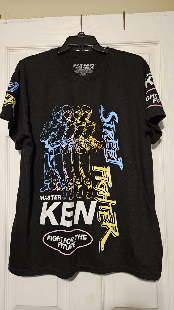 MEN’S CAPCON GRAPHIC STREET FIGHTER T-SHIRT SIZE Large BLACK