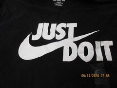 New Nike Men’s Just Do It T-Shirt Black White Size MT – Medium-Tall