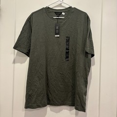 Banana Republic Luxe Touch Performance T-Shirt Mens XL Olive Green Anti-Odor NWT