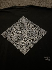 Vtg Fashion Victim 1994 Celtic Knot Long Sleeve T-Shirt XL Great Condition. Rare