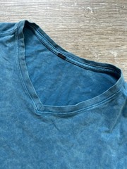 Lululemon V Neck T Shirt Large 5 Year Basic Cotton Mineral Wash Pewter Blue Mens