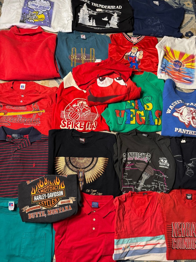 Lot Of 21 Vintage T Shirt Sweatshirt 90s USA Y2K Graphic Mixed Sizes Bundle