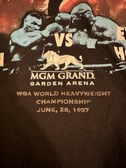 Headgear Classics Vintage Mike Tyson vs Holyfield Tshirt Mens Size XL 1997 MGM