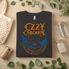 Ozzy Osbourne Heavy Metal Rock Band T-Shirt Vintage Distressed Graphic Tee A176