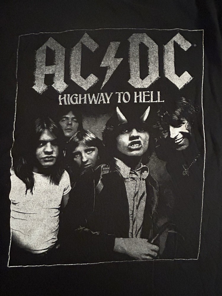 AC/DC Highway To Hell Shirt Size small Rock Tee Angus Young