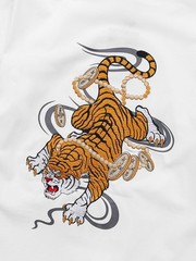 Niepce Japanese Streetwear Embroidery T-shirt Rich Tiger Graphic Tee for Men