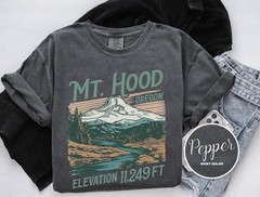 Vintage Mount Hood Shirt Travel Gift Oregon Trip Lover Tee