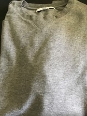 H Halston Long Sleeve Crew Neck V Panel Heather Lt. Grey- Men’s Large- EUC