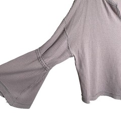 We The Free Blouse Women’s Medium Thermal V-Neck Bell Sleeve Boho Slouchy Shirt