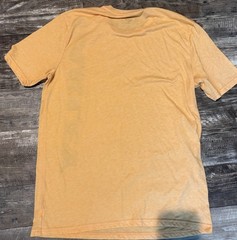 Oakley Buckle Light Orange Logo Shirt Men’s Size Large. EUC!
