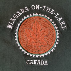 Vintage Fruit Of The Loom Mens L Green T-Shirt Niagara Falls On The Lake Canada