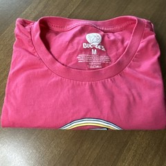 Buc-ees Bucee’s is My Happy Place Double Side PINK T-Shirt Medium FLAW *READ*