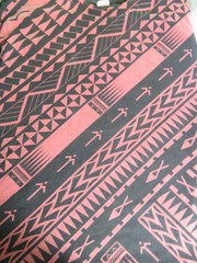 Vintage Shaka Active Tribal Print Black & Red XL T-shirt