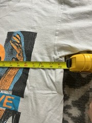 Vintage Body Glove Beach Volleyball T-Shirt Adult Size Large White Tee