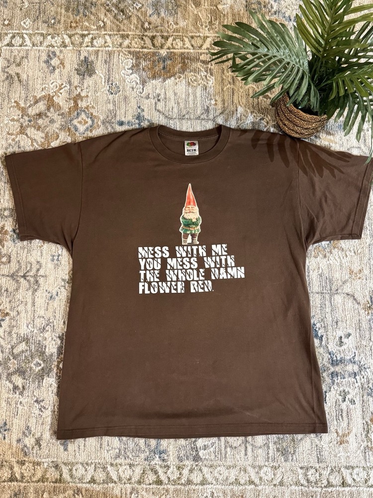 Vintage Fruit of the Loom Brown Gnome Graphic T-Shirt