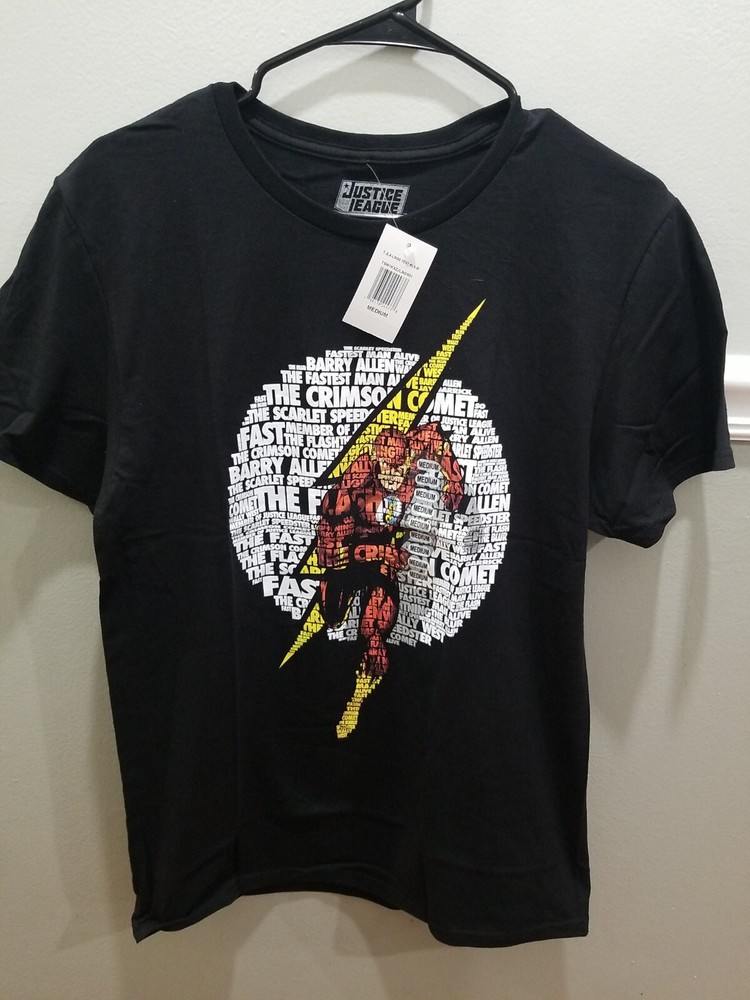 JUSTICE LEAGUE DC COMICS THE FLASH NAMES MEN’S T-SHIRT SIZE M / MEDIUM NEW W TAG