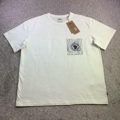 Fjallraven Logo Pocket T-Shirt Mens Eggshell White Organic Cotton Size M NWT