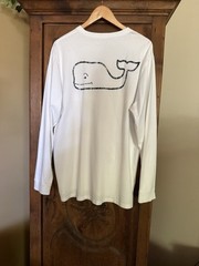 Vineyard Vines Men’s XL White 100% Cotton L/S Whale Graphic Crew Neck Pocket Tee
