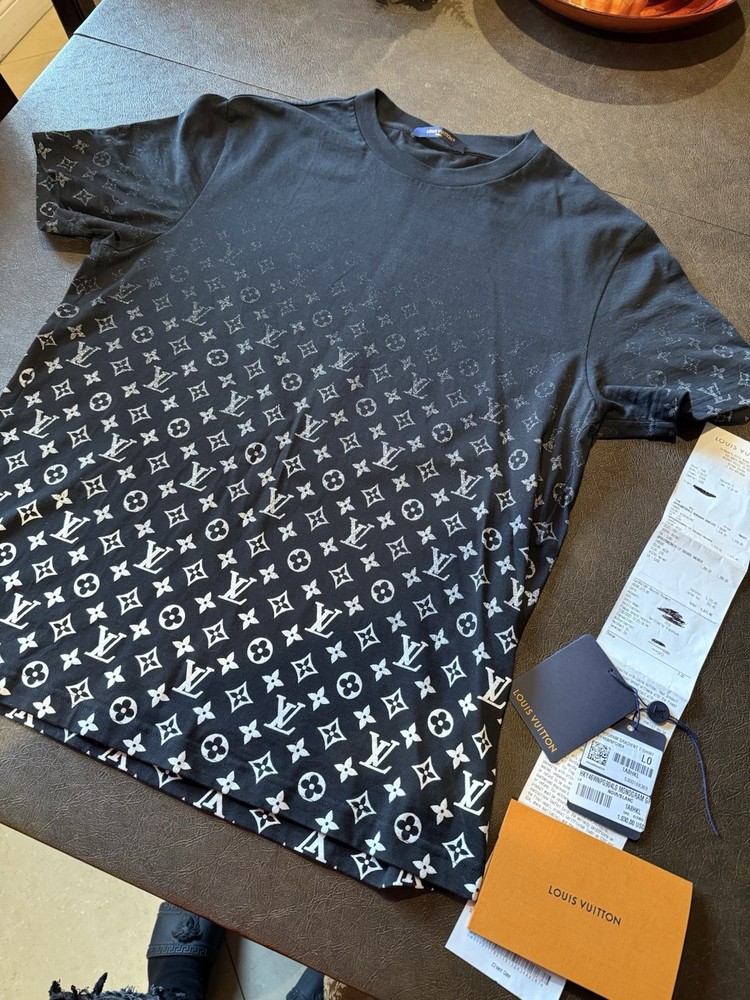 Louis Vuitton Monogram Gradient T-Shirt Black Men’s Size L With Receipt!