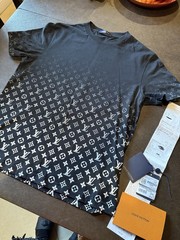 Louis Vuitton Monogram Gradient T-Shirt Black Men’s Size L With Receipt!