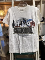 VTG 90s California Tshirt Sea Life, Animals Print Mens Medium Made In USA Read
