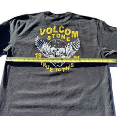 Volcom Stone Est. 1991 Men’s Size L Gray T-Shirt New Tags Heavy Tee Skull Wings