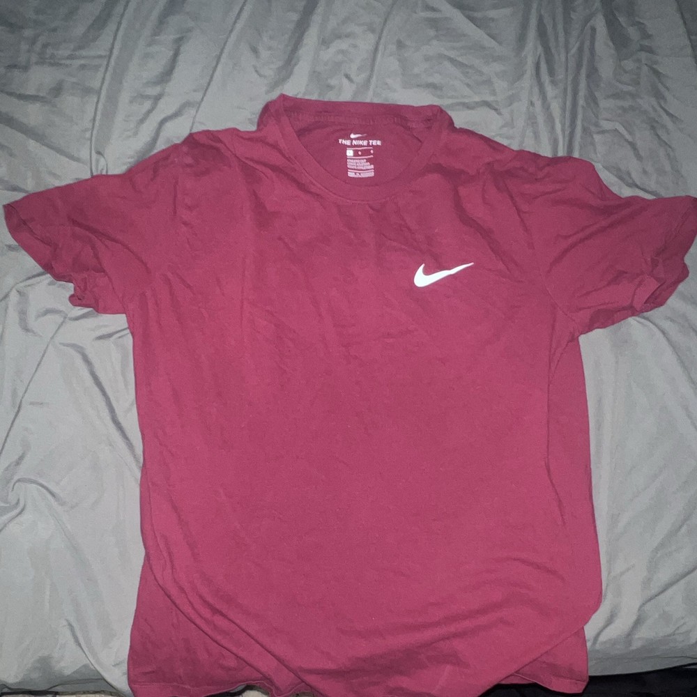 Nike The Nike Tee Men’s Athletic Fit Maroon Crew Neck Short Sleeve L