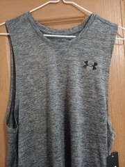 NWT UNDER ARMOUR MEN’S UA TECH TANK TOP ATHLETIC TRAINING SIZE SMALL,,LOOK…