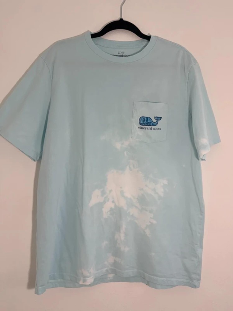Vineyard Vines Blue Tie Dye Whale Logo Pocket T-Shirt Coastal Preppy Casual Tee