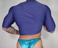 BLUE TIGHT-FITTING COMPRESSION SHIRT SIZE L