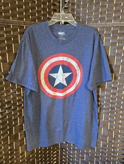 Marvel T-Shirt Captain America Distressed Shield Graphic Logo Blue Size Large
